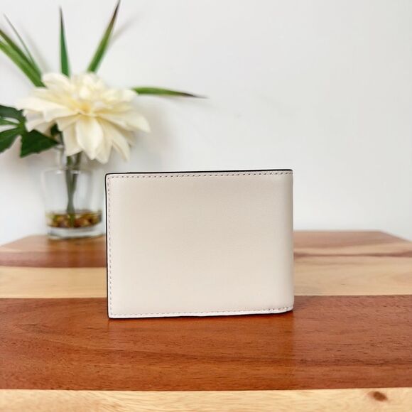 NWT Coach Slim Billfold Wallet With Coach Stamp - Picture 3 of 5